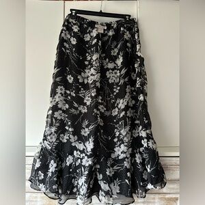 🖤 Notations Reversible Black & White Floral Midi Skirt – Size L